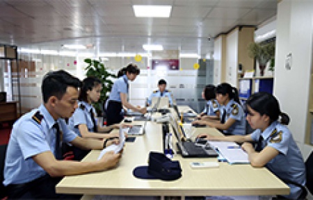 Hỏi về hoàn thuế thu nhập cá nhân (TNCN) đối với hợp đồng thử việc ?